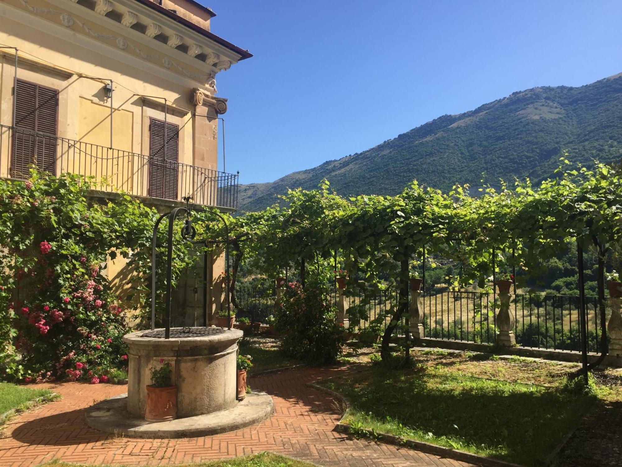 Il Giardinetto Di Pettorano Bed & Breakfast Pettorano sul Gizio Luaran gambar